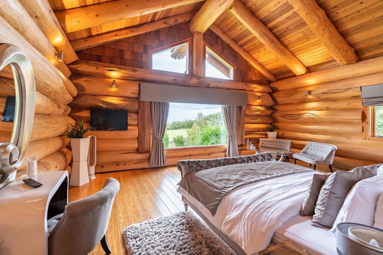 The Log Cabins At The Vu Bathgate Ngoại thất bức ảnh